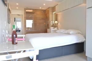 Appart'hotels Hotel Riad 5 Studio Cap Libertin Village Naturiste : photos des chambres