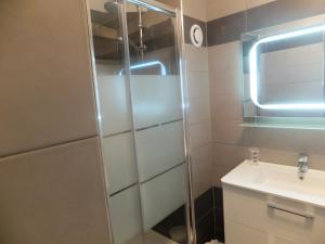 Appartements Location saisonniere UZES 30700 6personnes : photos des chambres