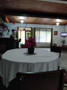 Hotel Olibert Parapat Ajibata Mitra RedDoorz