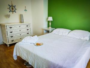 Cabanas Terraces - Pool and seaview