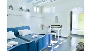 Amazing 1-Bedroom House in Tinos Tinos Greece