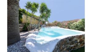 Amazing 1-Bedroom House in Tinos Tinos Greece