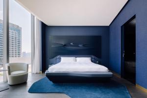 Vibe Room room in ME Dubai by Meliá