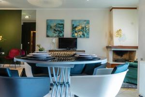 Christines Golden Suite at Ioanninas Center