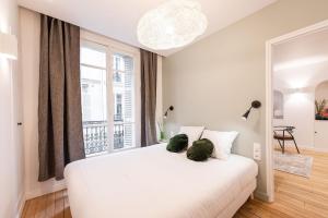 Central and renovated Parisian apartment, 6-7 guests