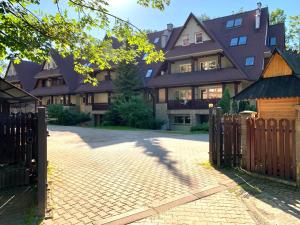 APARTAMENT GIMNAZJALNA 8a (Maria Mąka)