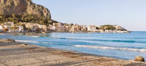 La sirena sul mare di Mondello