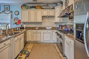 Family Beach Home Walk to N Litchfield Beach