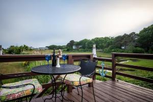 A Cape Cod Ocean Manor Inn