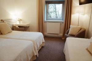Hotels Hotel La Chaumette : photos des chambres
