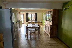 Spacious old farmhouse with top-of-the valley view