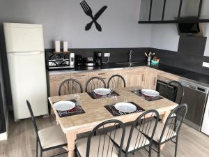 Appartements LE DAUPHIN - 3 chambres - 8 personnes - proximite plage : photos des chambres