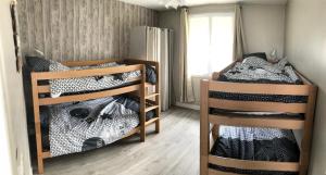 Appartements LE DAUPHIN - 3 chambres - 8 personnes - proximite plage : photos des chambres