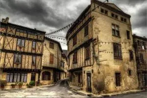 MAISON DE NOSTRADAMUS*** OCCITANIE INSOLITE - Luc-sur-Aude