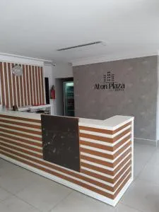 Aton Plaza Hotel - 阿帕雷西达迪戈亚尼亚