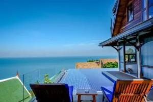 Sandalwood Luxury Villa Resort - Lamai
