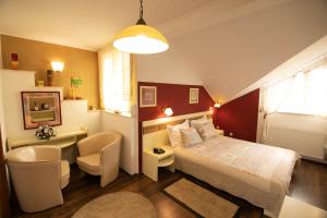 Standard Double or Twin Room room in Grand Hotel