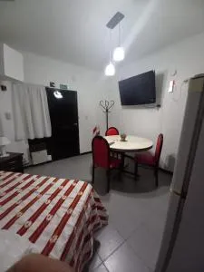 Apartamentos Willy - en Zona Residencial con Estacionamiento - Los Tamarindos