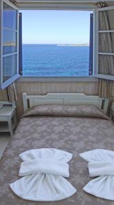 Double or Twin Room with Sea View