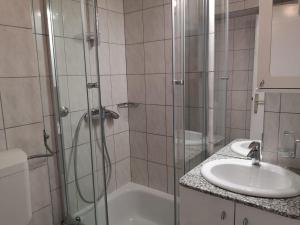 Double Room with Sea View room in Guest House Kolarin