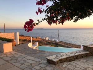 Maison Simone with private heated infinity pool & spectacular sea view Tinos Greece