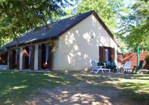 Maison confortable sur jardin clôturé à Marcillac-la-Croisille