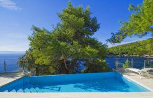 Villa Selca Brac A Stunning Contemporary 5 Bedroom Villa 5 Metres to the Beach