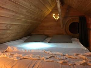 Maisons de vacances La Cabane aux Secrets - Au Milieu de Nulle Part : photos des chambres