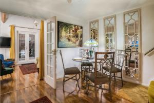 Mirrored Reflections