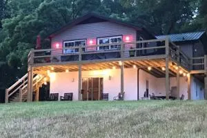 Belmont NC Riverfront 2-Bedroom Garden Suite - 贝尔蒙特