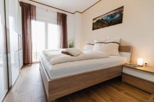 Beachfront Reiterer Villa V2 with Seaview 30 meters from the Beach - CROWONDER LUXURY RENT