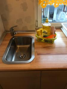 Christinas Dachstübchen ideal für 1-2 Monteure zentral in Thiede