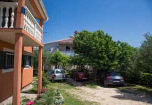 Holiday Home Marija-70m from beach