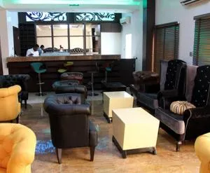 Room in Lodge - Cubana Suites-first class highly luxurious international standard hotel in Abuja - Mobushipe