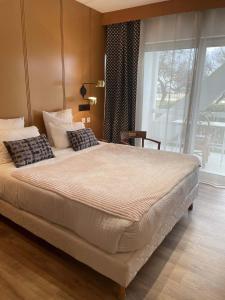 Hotels Hotel Saint-Clair, cote Plage : photos des chambres