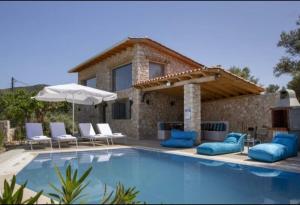 Villa with Private Pool