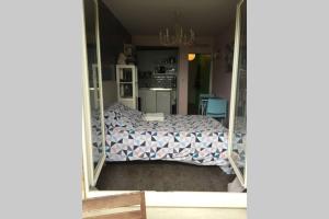 Appartements Studio cosy et terrasse-jardin superbe vue mer : photos des chambres