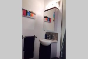 Appartements Studio cosy et terrasse-jardin superbe vue mer : photos des chambres