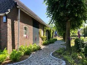 B&B Mir Lo in Mierlo Adults only - 米尔洛