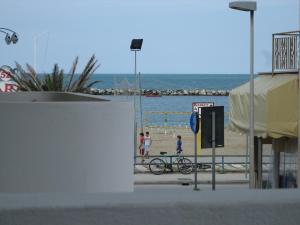 DA ALBY APPARTAMENTO SUL MARE Viserbella vicino alla fiera di rimini