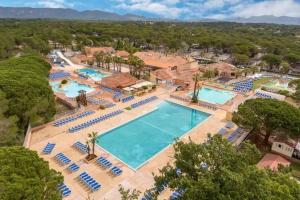 Chalets Chalet dans parc de loisirs 5 etoiles : photos des chambres