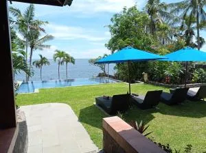 Absolute Beachfront, Paradise, 3BR Villa with Private Pool on 1200m2 of Tropical Land - كوبو