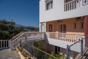 Villa Dina Apartments Chania Greece