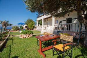 Villa Dina Apartments Chania Greece