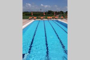 Ampio appartamento con piscina in prossimità del mare