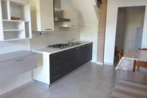 Ampio appartamento con piscina in prossimità del mare