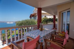 Villa Dina Apartments Chania Greece