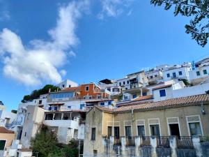 Lion House I Kea Greece