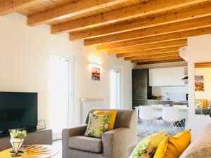 Stepandgo Milano Navigli