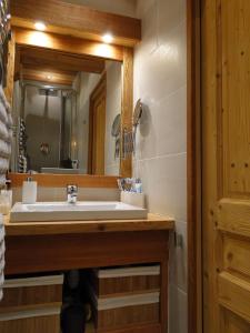 Chalets Chalet Skidh - 10 personnes - emplacement ideal au centre de Vaujany : photos des chambres